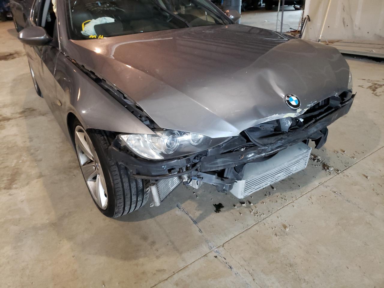 Photo 9 from auction – 2007 BMW 335 I with VIN WBAWB73567P035113