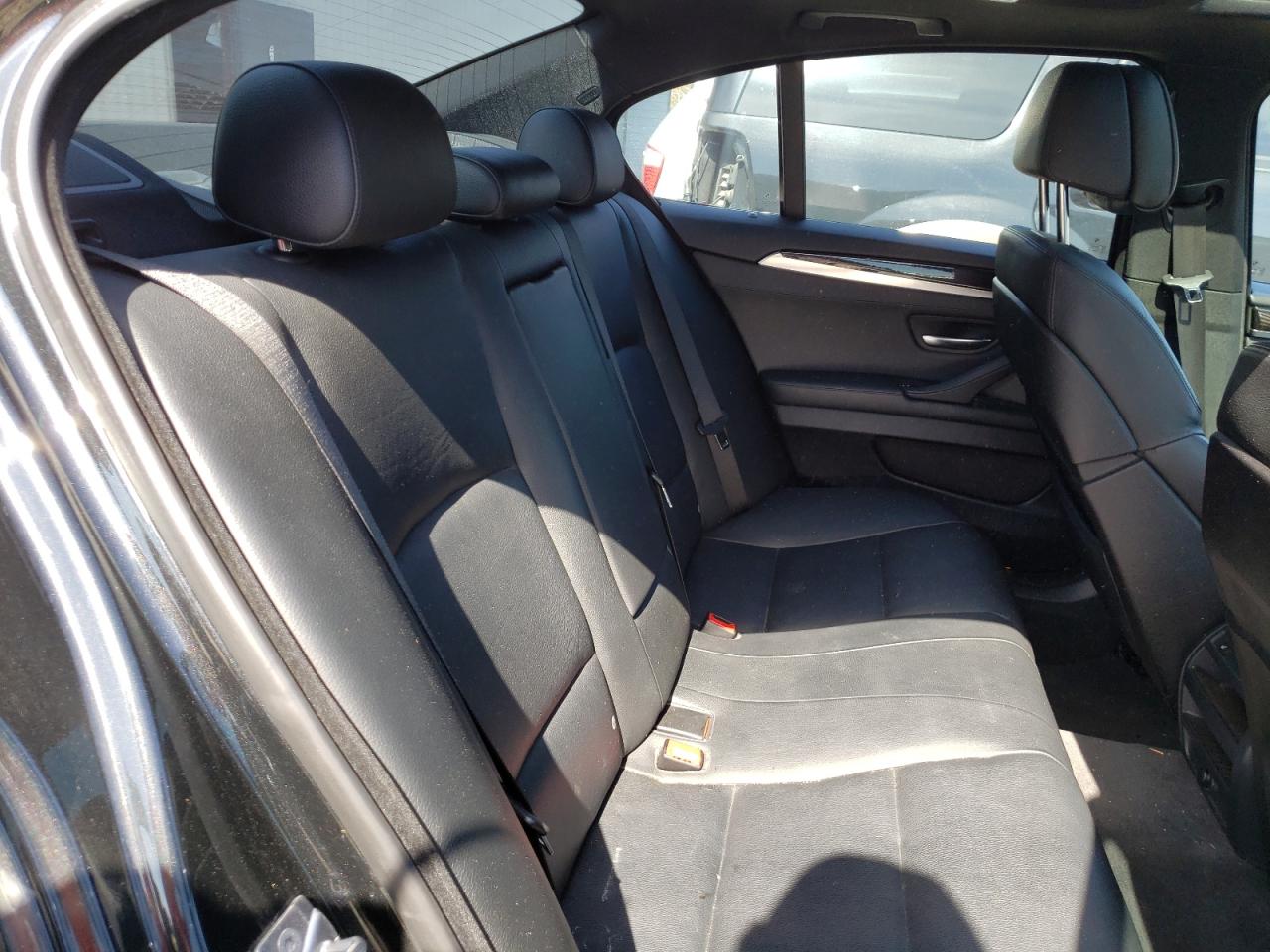 Photo 6 from auction – 2011 BMW 550 XI with VIN WBAFU9C51BC786187