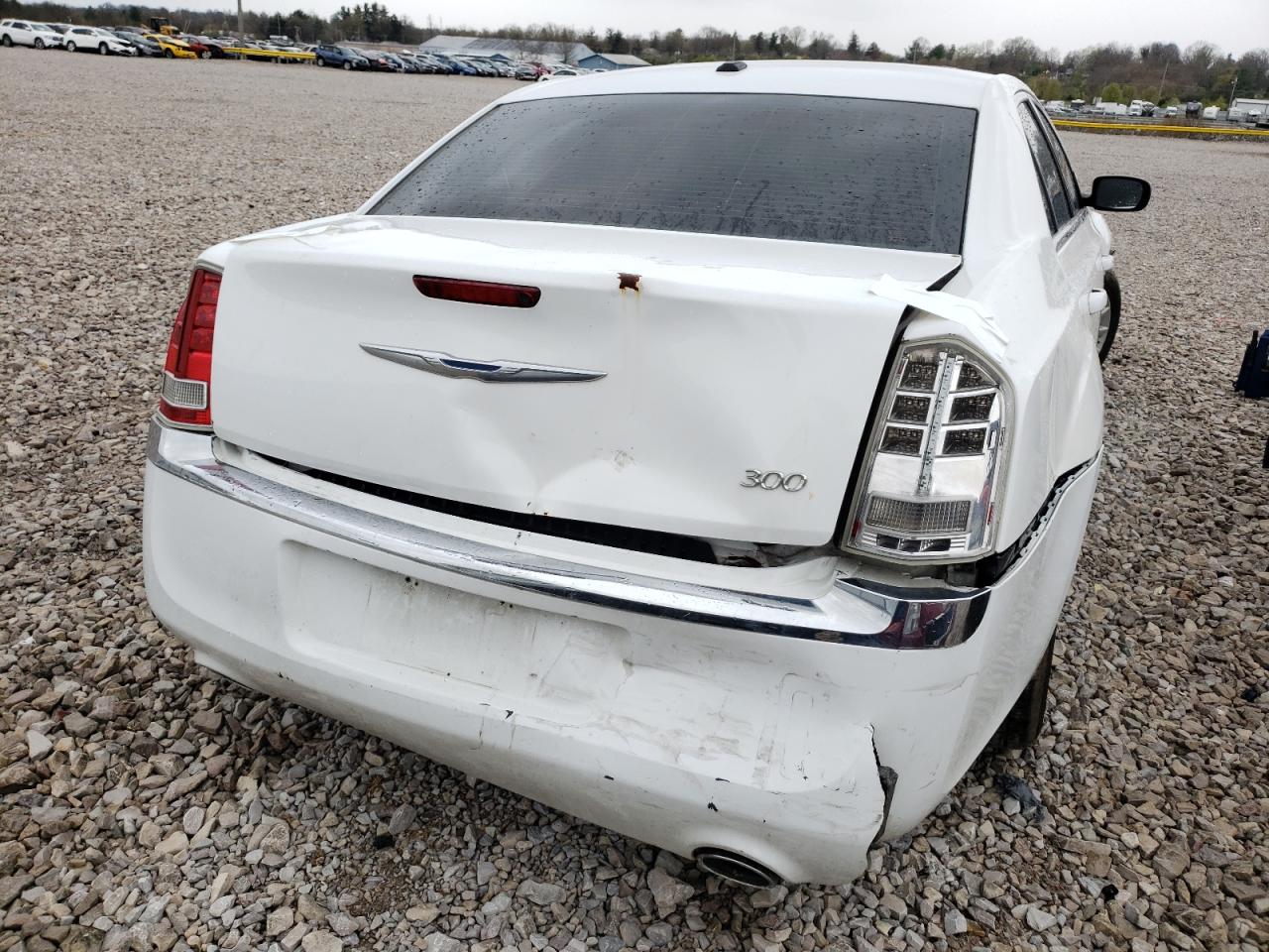 Photo 9 from auction – 2013 CHRYSLER 300 with VIN 2C3CCAAG1DH506965