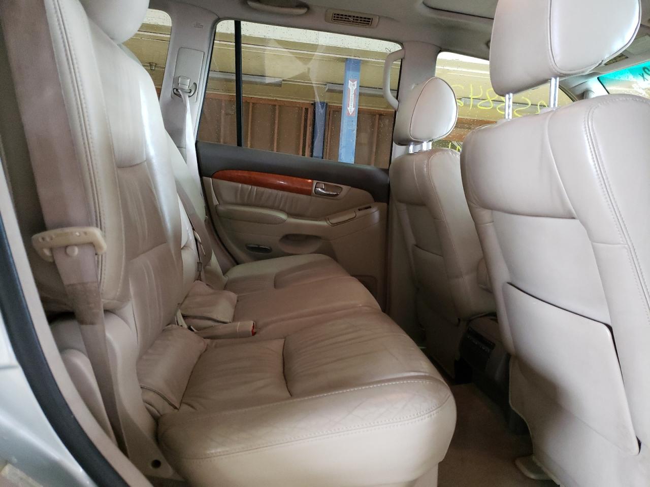 Photo 6 from auction – 2003 LEXUS GX 470 with VIN JTJBT20X030007024