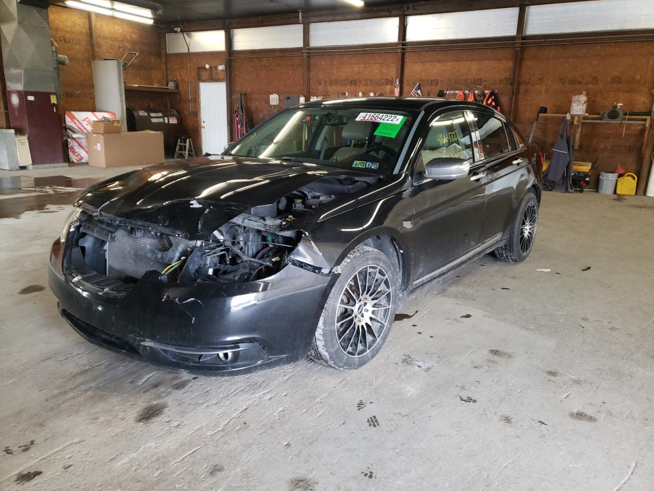 Photo 2 from auction – 2012 CHRYSLER 200 LIMITE with VIN 1C3CCBCG2CN108849