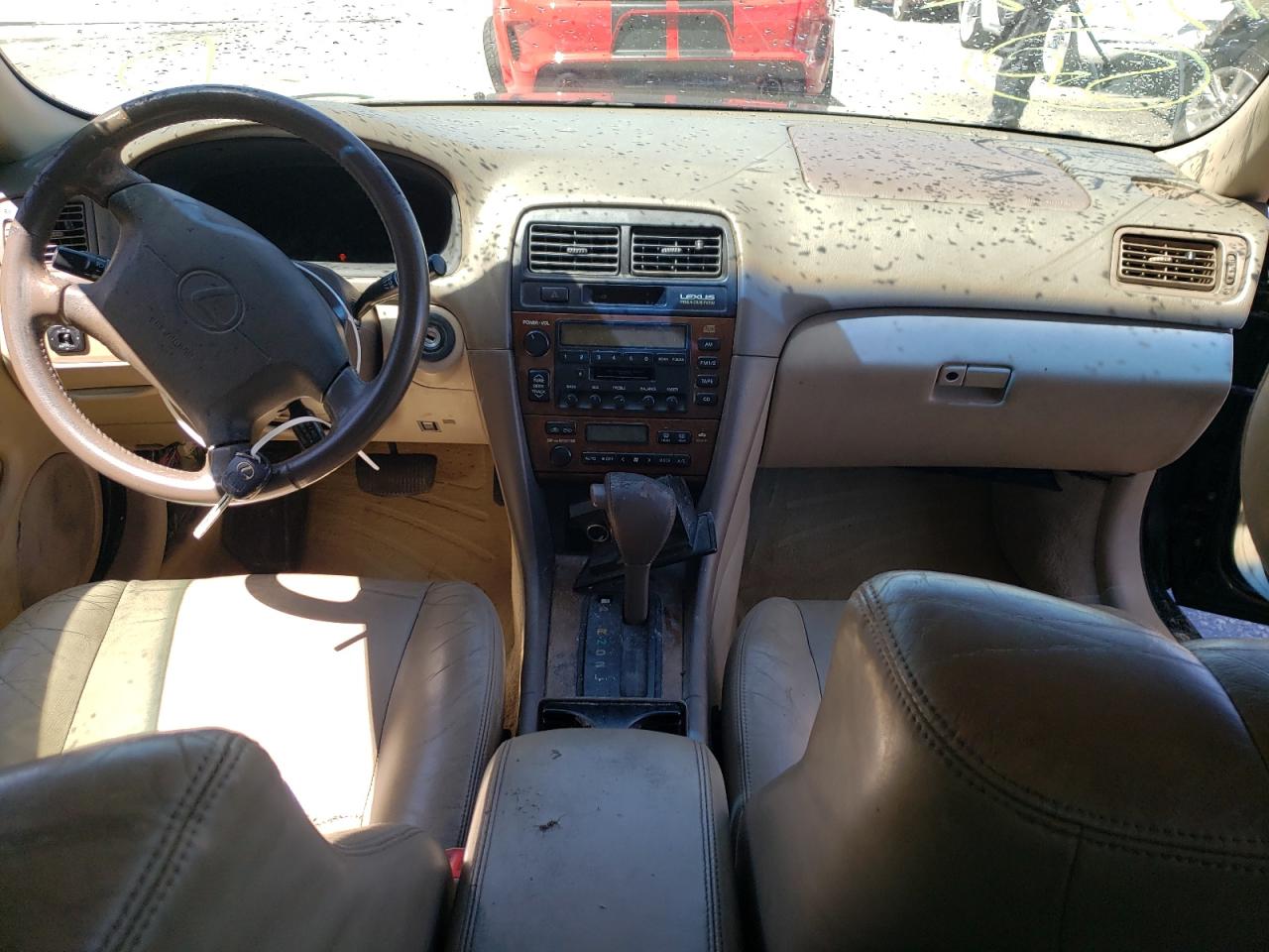 Photo 9 from auction – 2000 LEXUS ES 300 with VIN JT8BF28G9Y5074437