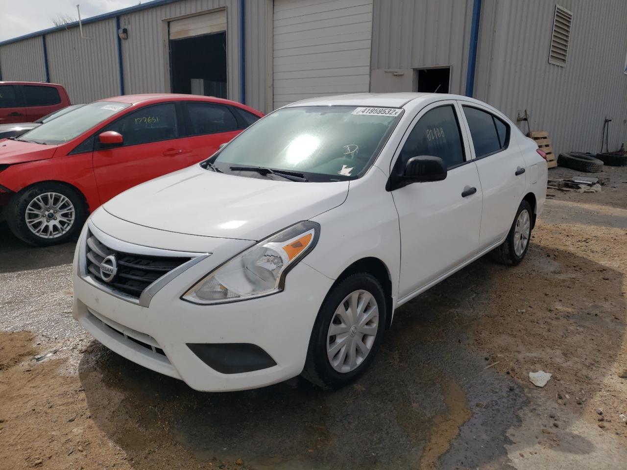 Photo 2 from auction – 2015 NISSAN VERSA S with VIN 3N1CN7AP1FL913691