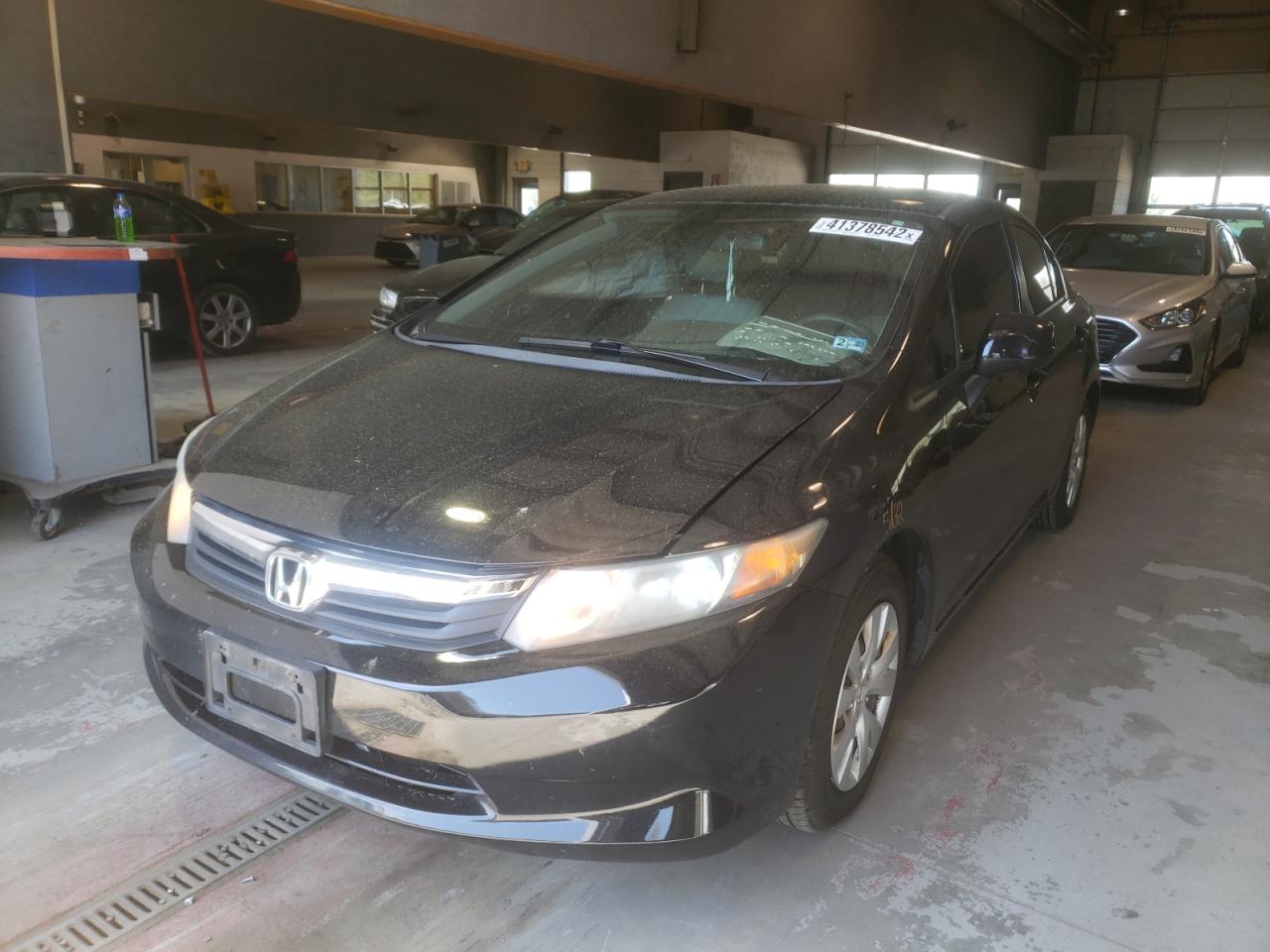 Photo 2 from auction – 2012 HONDA CIVIC LX with VIN 2HGFB2F53CH308929