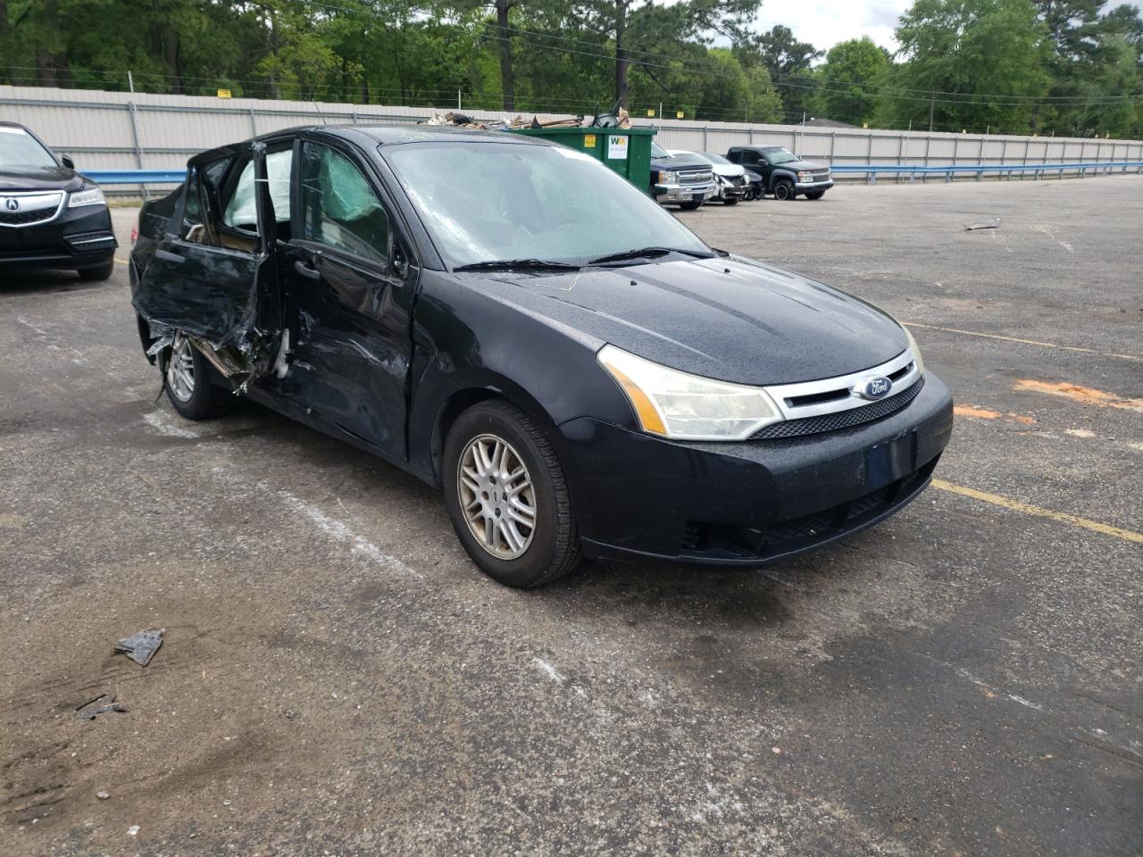 FORD FOCUS SE 2011 with VIN 1FAHP3FN4BW200324 - Photo from auction