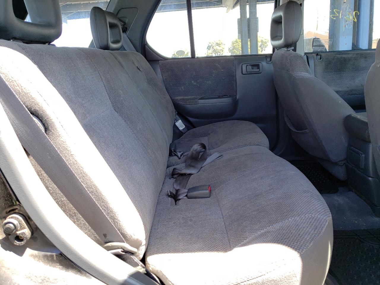 Photo 6 from auction – 1999 ISUZU RODEO S with VIN 4S2CK58W6X4369353