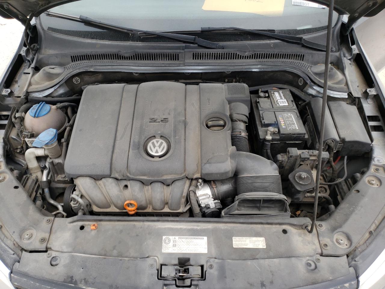 Photo 7 from auction – 2012 VOLKSWAGEN JETTA SE with VIN 3VWDP7AJ1CM463583