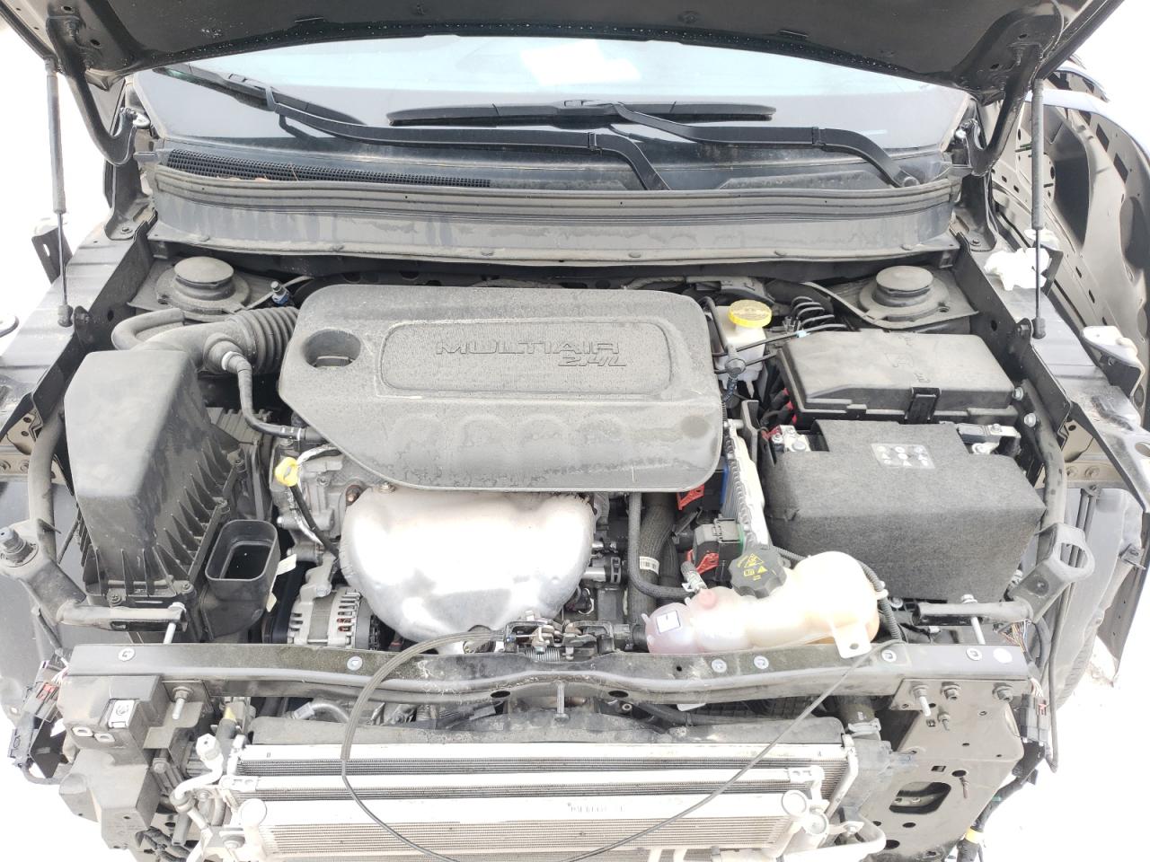 Photo 7 from auction – 2019 JEEP CHEROKEE L with VIN 1C4PJLLB3KD301142