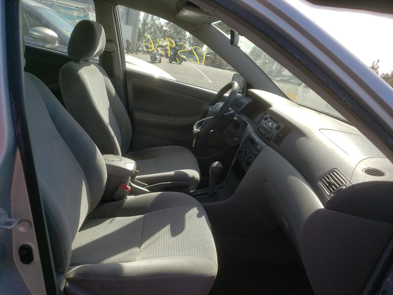Photo 5 from auction – 2006 TOYOTA COROLLA CE with VIN JTDBR32E860069424