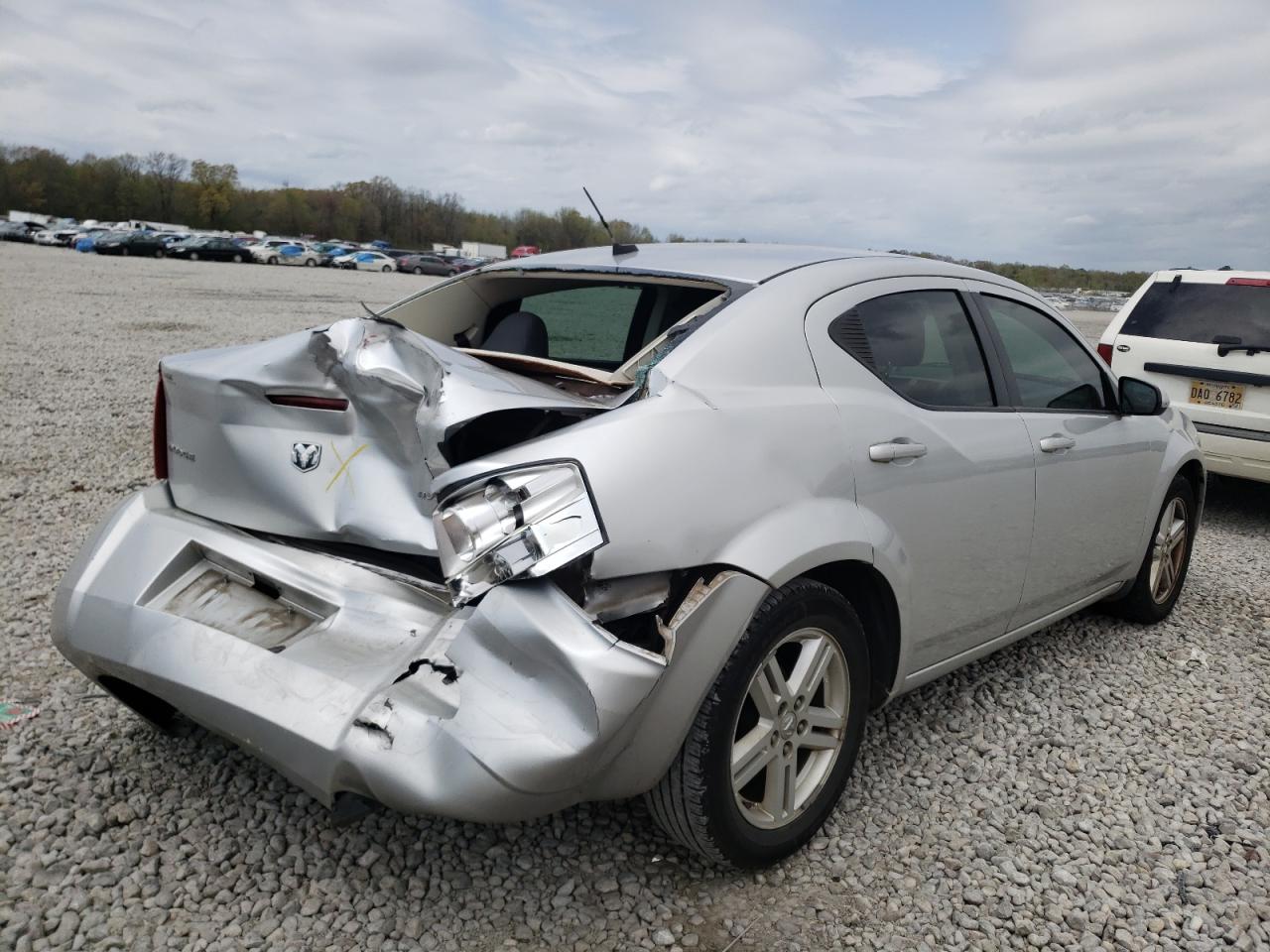 Zdjęcie 4 z aukcji – 2010 DODGE AVENGER EX z VIN 1B3CC1FBXAN216057