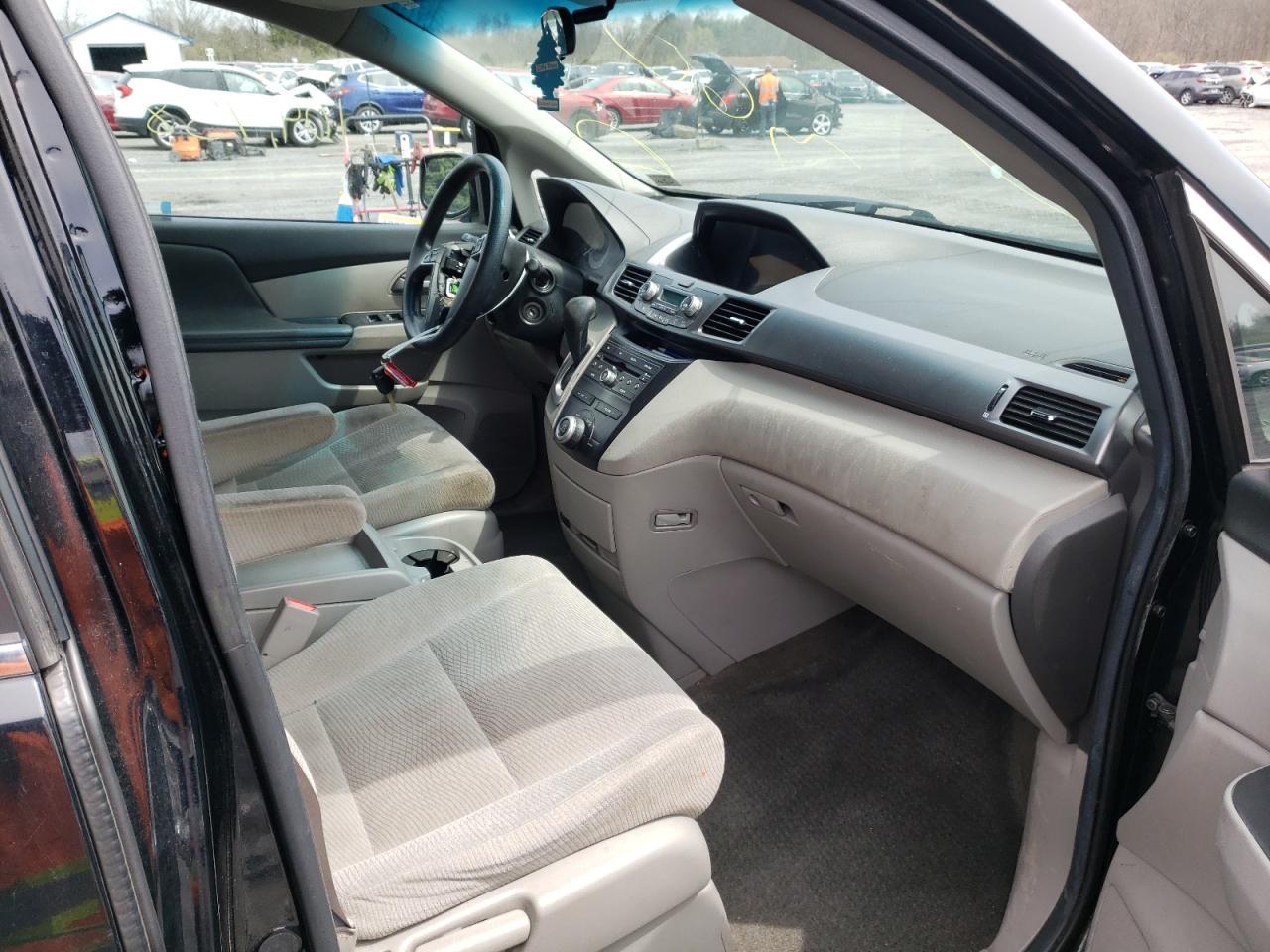 Photo 5 from auction – 2013 HONDA ODYSSEY EX with VIN 5FNRL5H49DB051121
