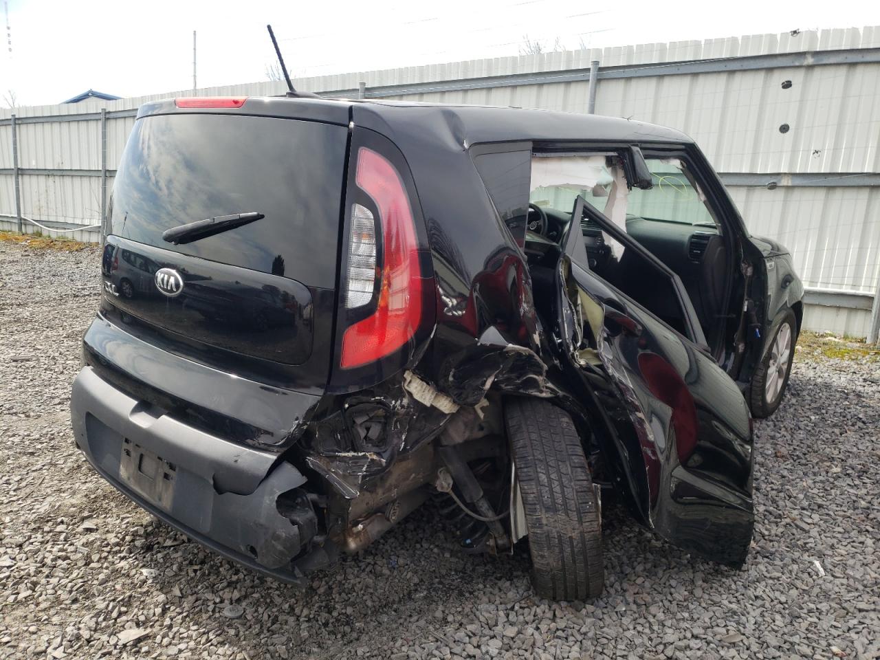 Photo 4 from auction – 2015 KIA SOUL + with VIN KNDJP3A51F7180245