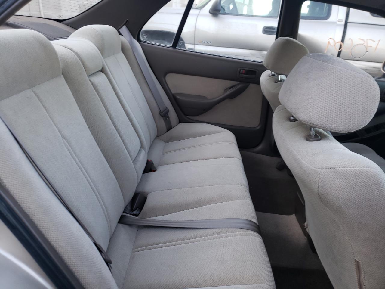 Photo 6 from auction – 1995 TOYOTA CAMRY LE with VIN JT2GK12E4S0122461