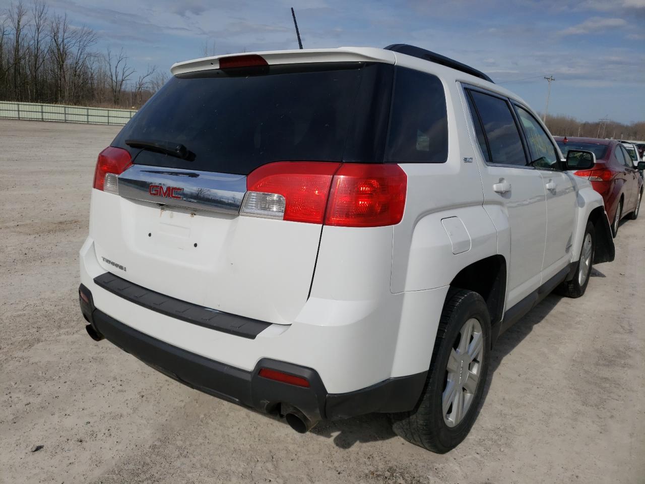Photo 4 from auction – 2014 GMC TERRAIN SL with VIN 2GKFLSE35E6237862