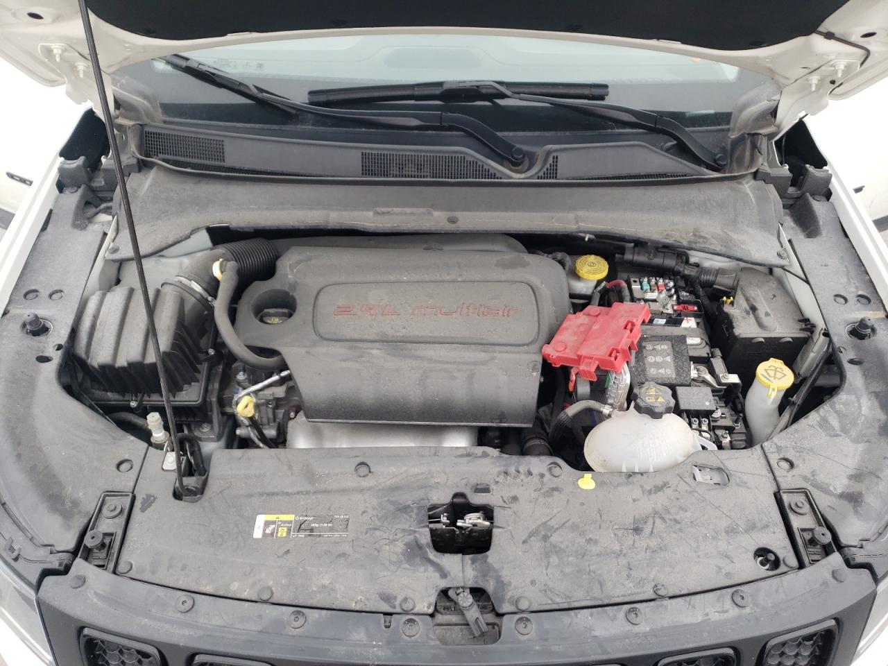 Photo 7 from auction – 2019 JEEP COMPASS LA with VIN 3C4NJCBB5KT763009