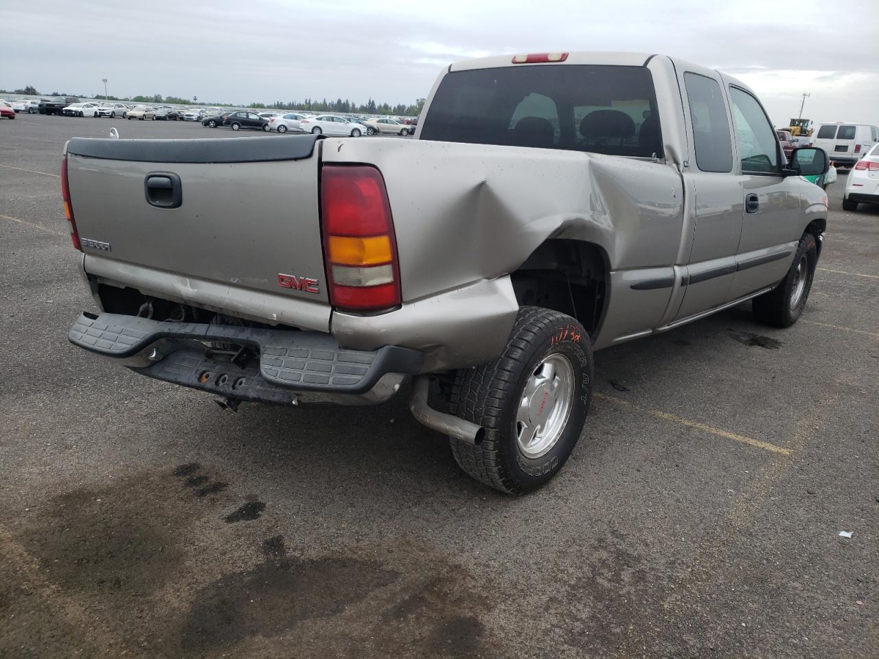 Photo 4 from auction – 2001 GMC NEW SIERRA with VIN 2GTEC19V011240575