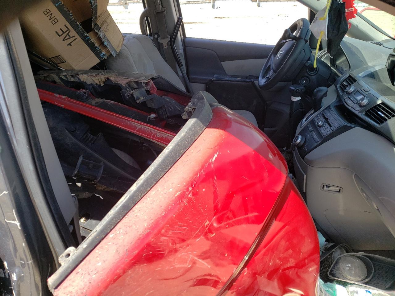 Photo 5 from auction – 2011 HONDA ODYSSEY LX with VIN 5FNRL5H27BB006903