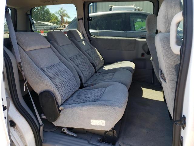 Photo 8 from auction – 2000 CHEVROLET VENTURE with VIN 1GNDX03E7YD257530