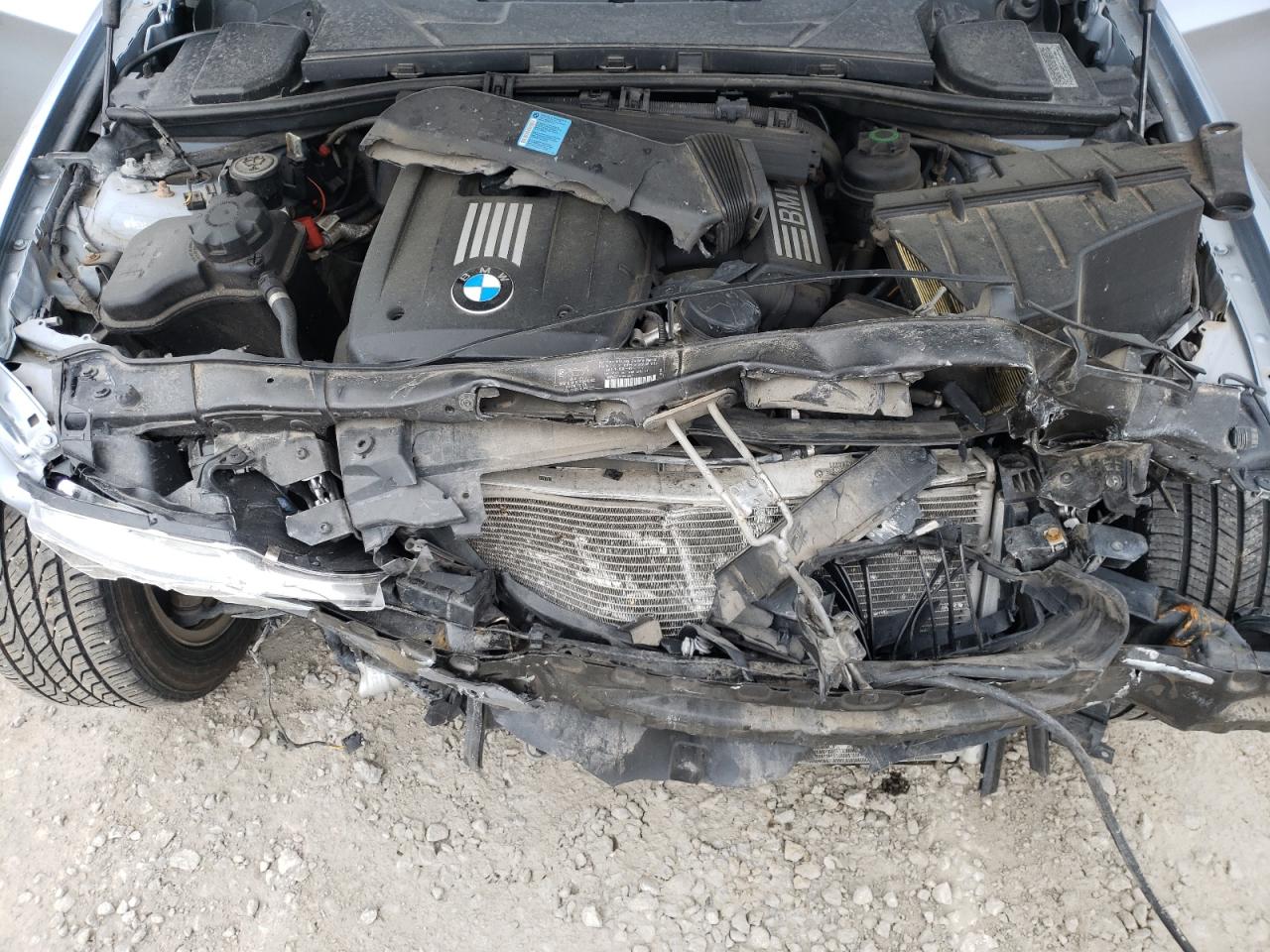 Photo 7 from auction – 2010 BMW 328 XI with VIN WBAPK7C52AA462853