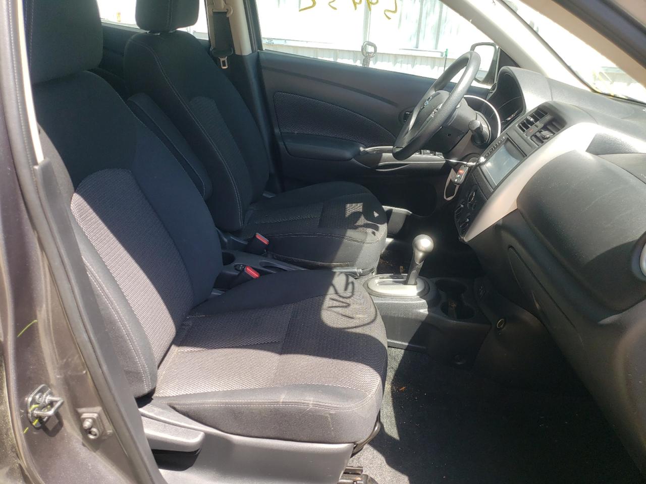 Photo 5 from auction – 2019 NISSAN VERSA S with VIN 3N1CN7AP0KL842767