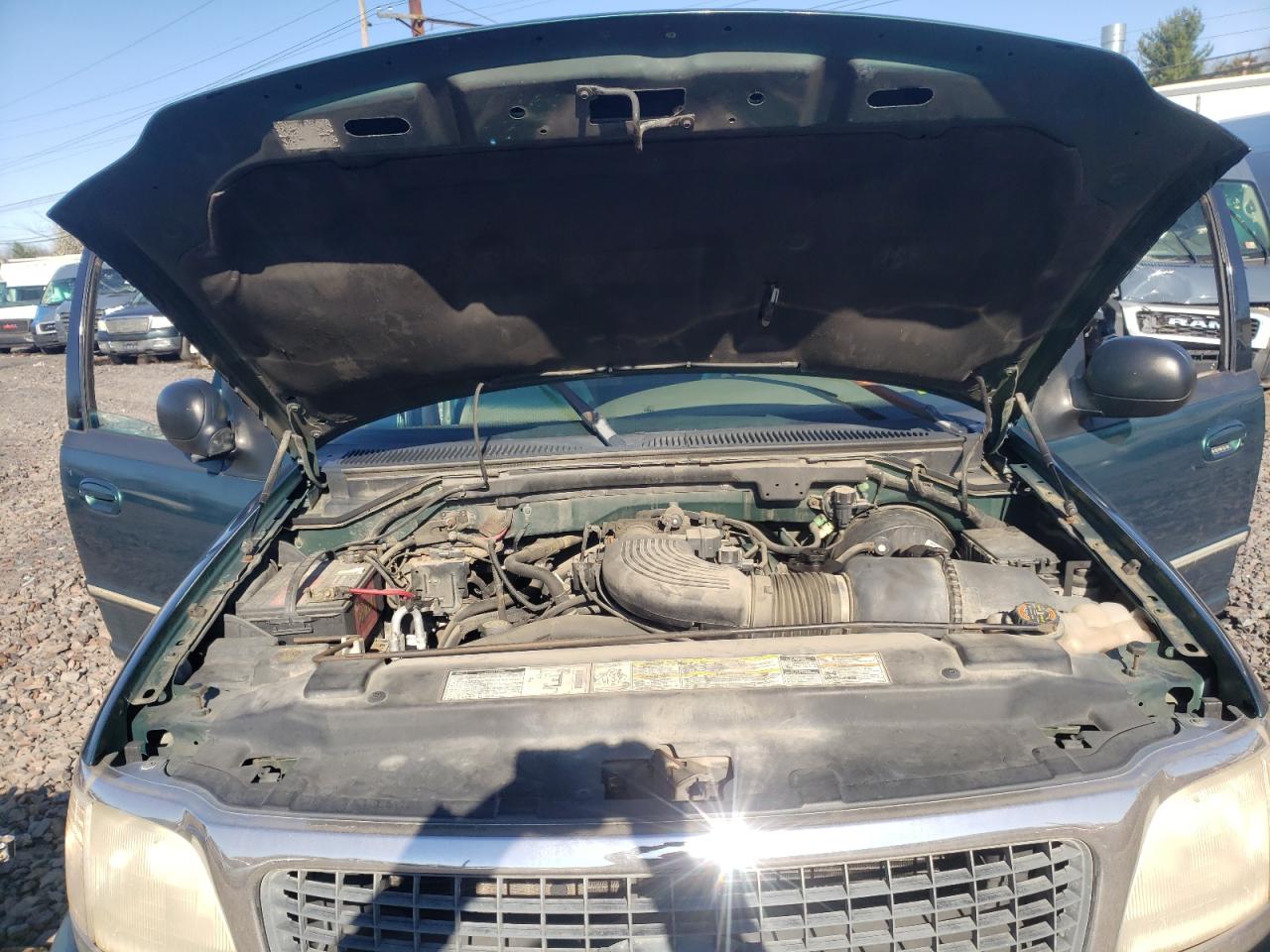Photo 7 from auction – 2000 FORD EXPEDITION with VIN 1FMRU1660YLA32689