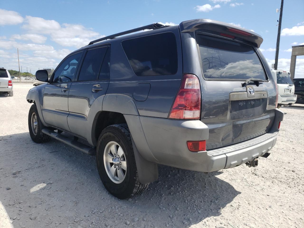 Photo 3 from auction – 2003 TOYOTA 4RUNNER SR with VIN JTEZU14R230011382