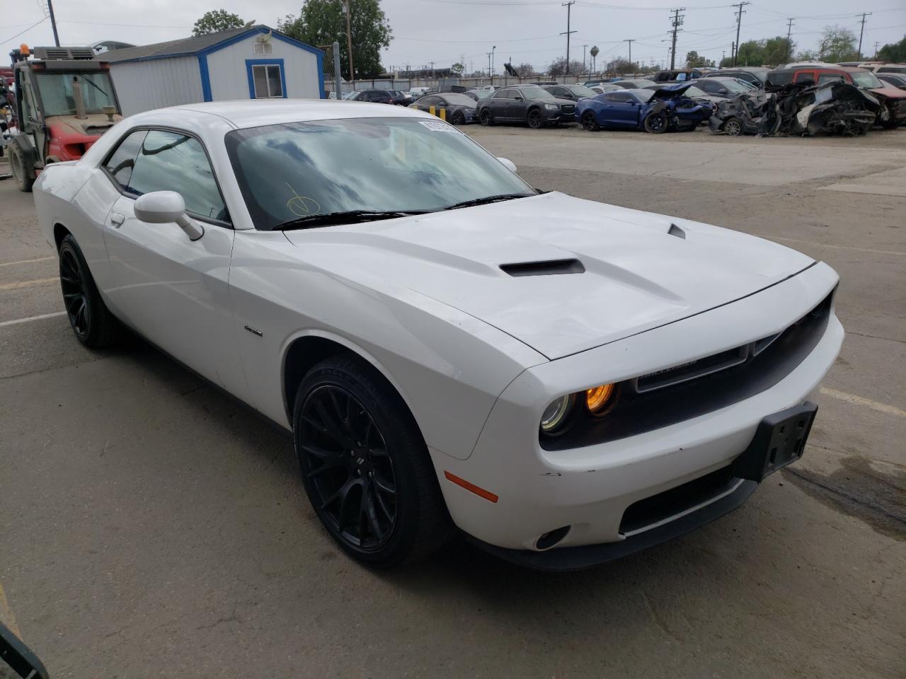 DODGE CHALLENGER 2017 with VIN 2C3CDZBTXHH582973 - Photo from auction