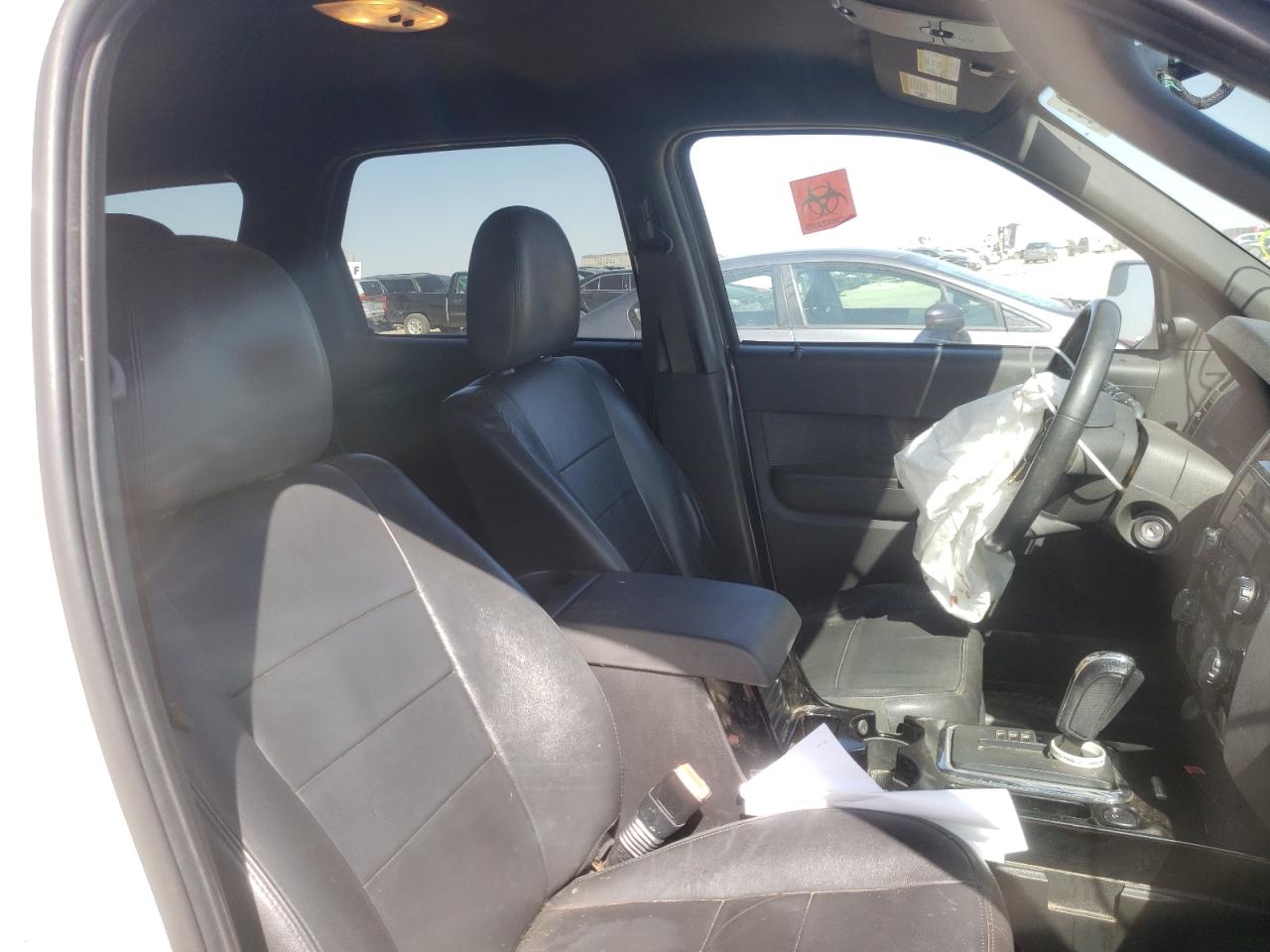 Photo 5 from auction – 2010 FORD ESCAPE LIM with VIN 1FMCU0EG2AKD20588