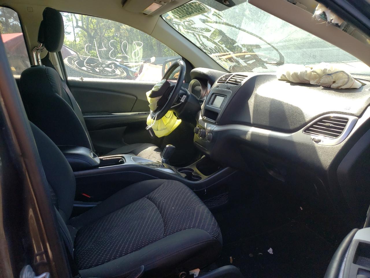 Photo 5 from auction – 2018 DODGE JOURNEY SE with VIN 3C4PDCAB8JT217577