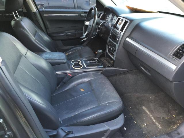 Photo 5 from auction – 2010 CHRYSLER 300 TOURIN with VIN 2C3CA5CV7AH206187