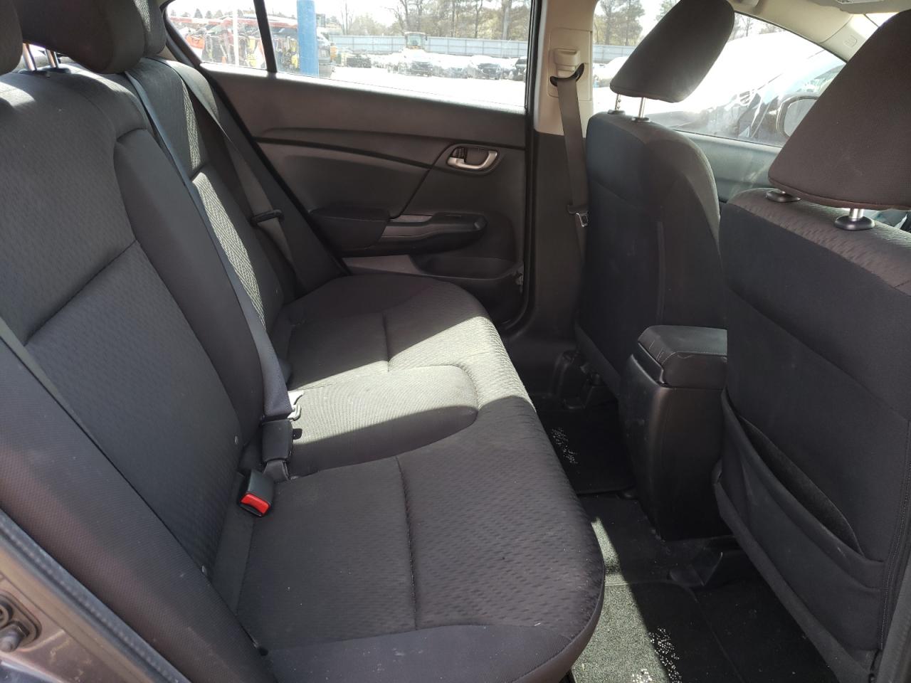 Photo 6 from auction – 2014 HONDA CIVIC LX with VIN 19XFB2F53EE234022