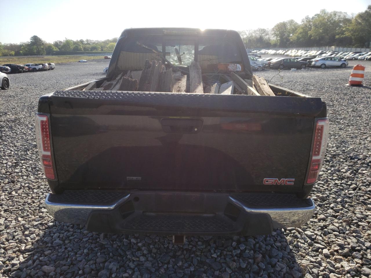 Photo 9 from auction – 2008 GMC CANYON with VIN 1GTDT13E988178556
