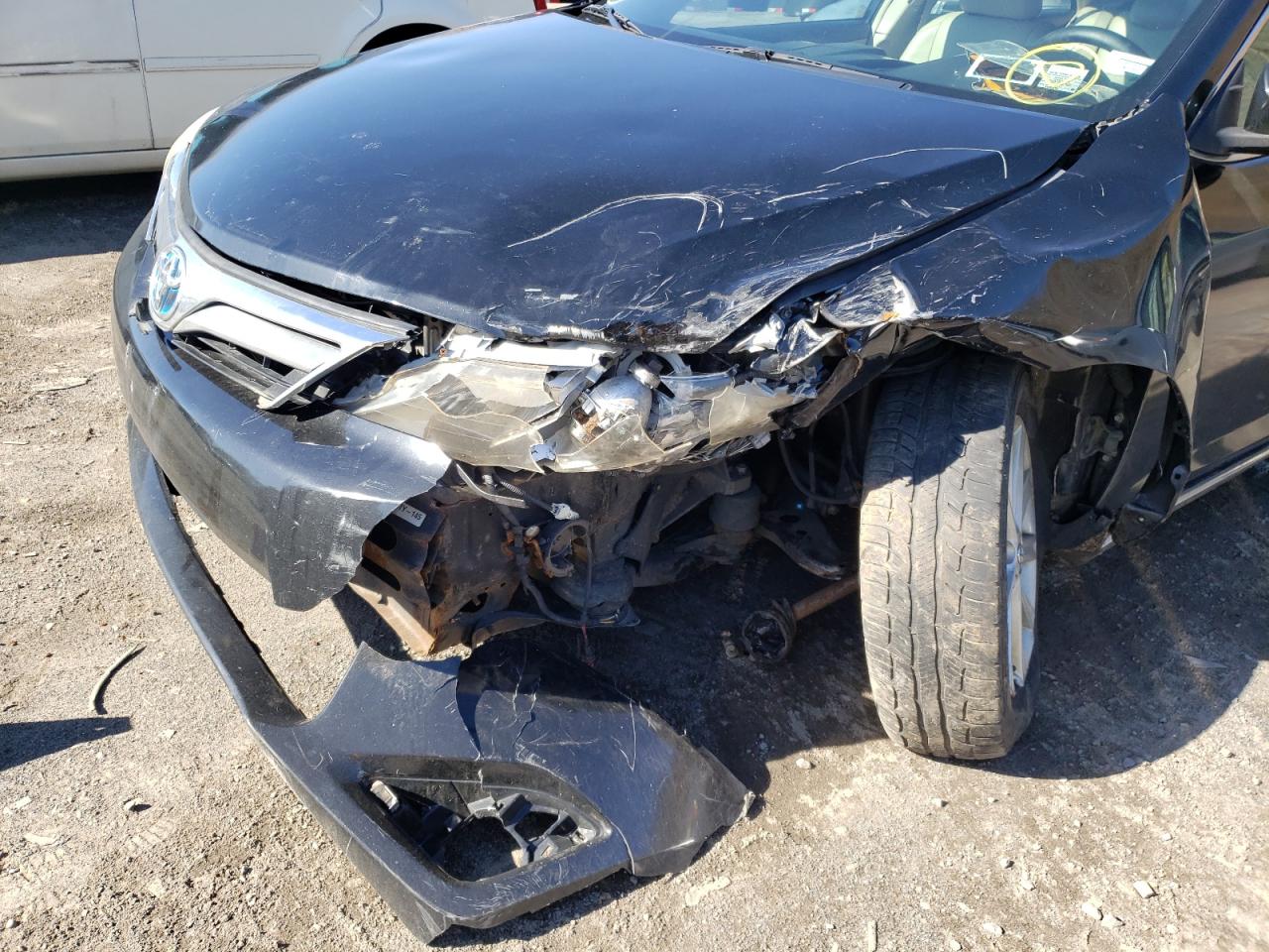 Photo 9 from auction – 2012 TOYOTA CAMRY HYBR with VIN 4T1BD1FK2CU020173