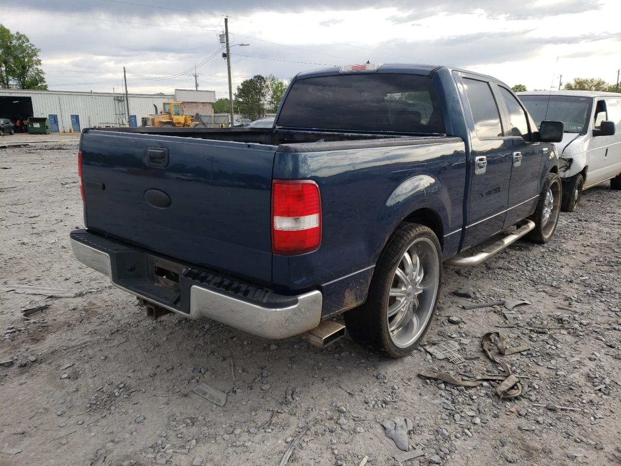 Photo 4 from auction – 2005 FORD F150 SUPER with VIN 1FTPW12595KF10130