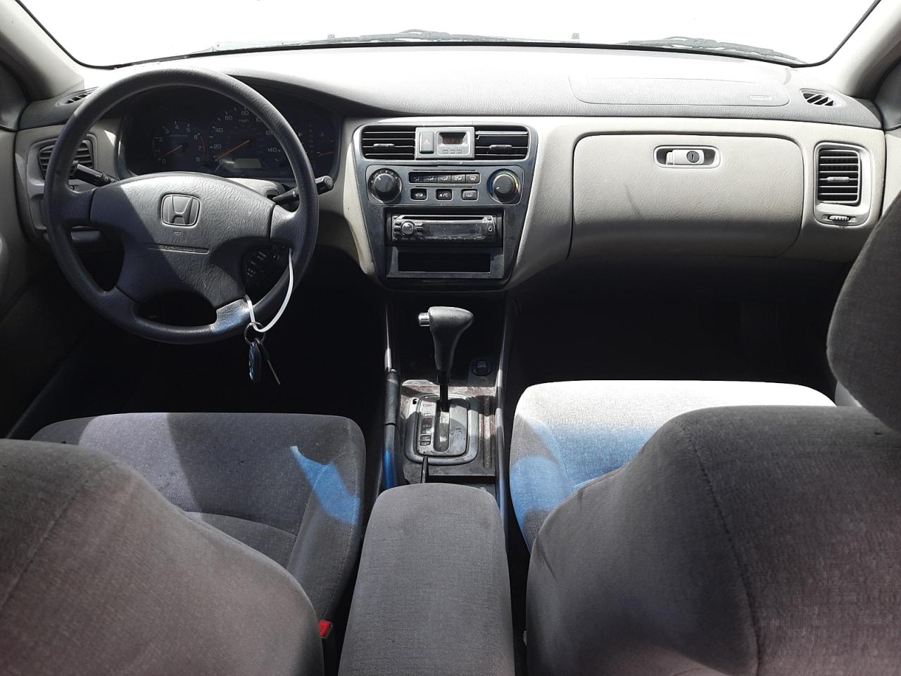 Photo 9 from auction – 2002 HONDA ACCORD SE with VIN JHMCG56702C032005