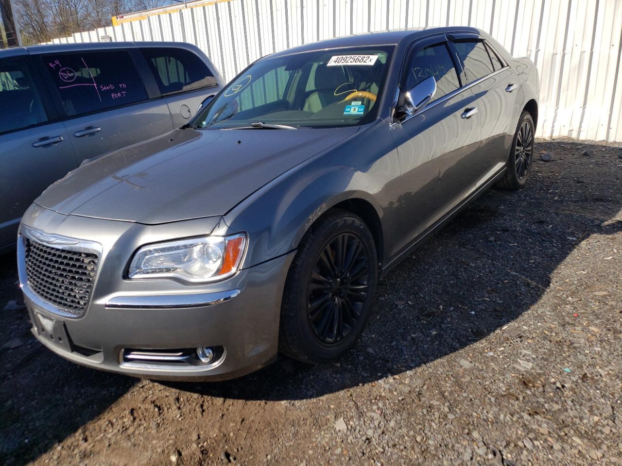 Photo 2 from auction – 2012 CHRYSLER 300C with VIN 2C3CCAKT8CH208231