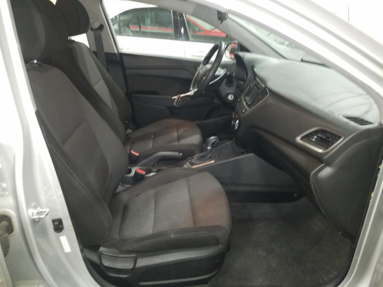 Photo 5 from auction – 2019 HYUNDAI ACCENT SE with VIN 3KPC24A34KE059781