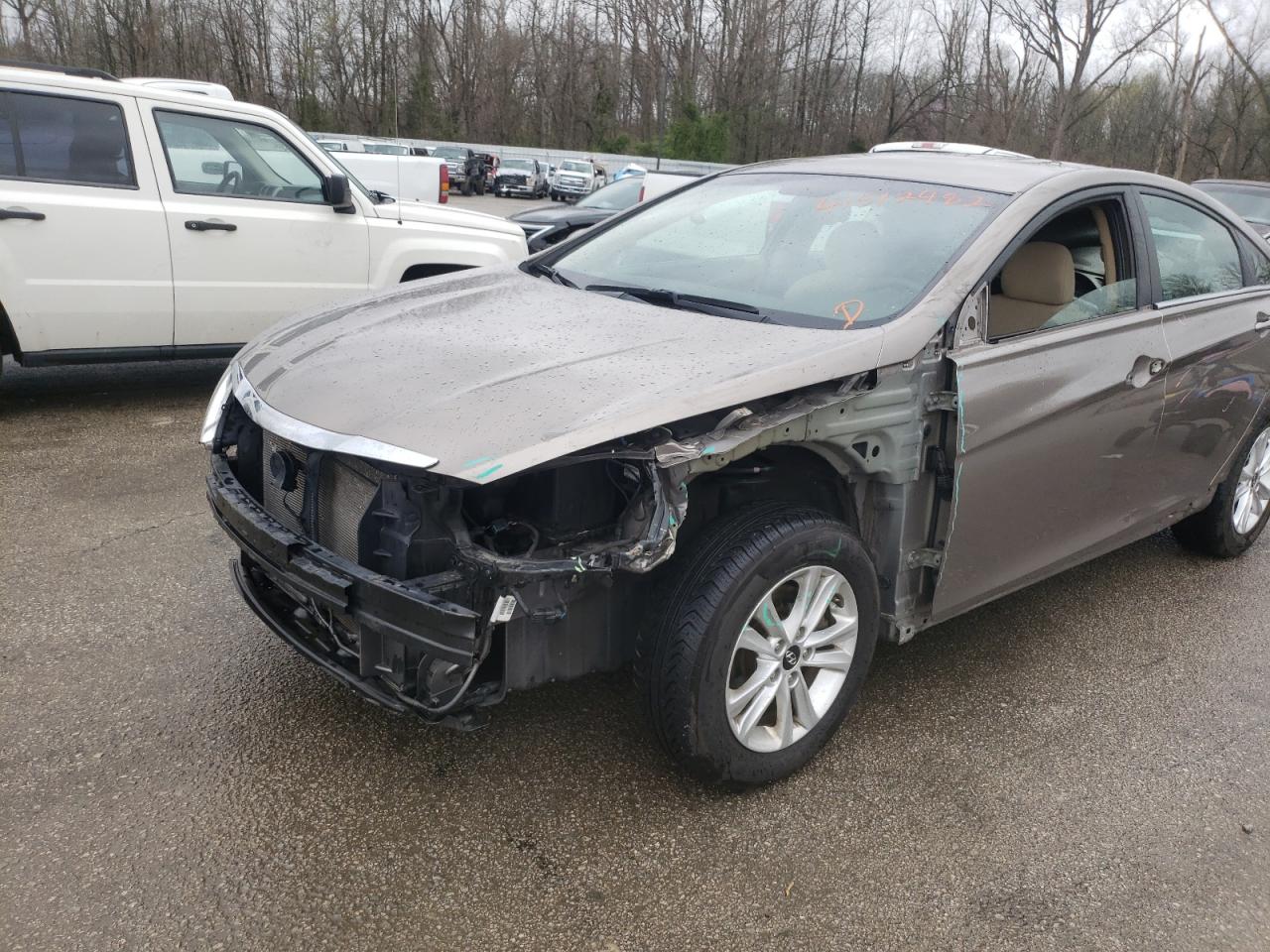 Photo 9 from auction – 2014 HYUNDAI SONATA GLS with VIN 5NPEB4AC0EH930653