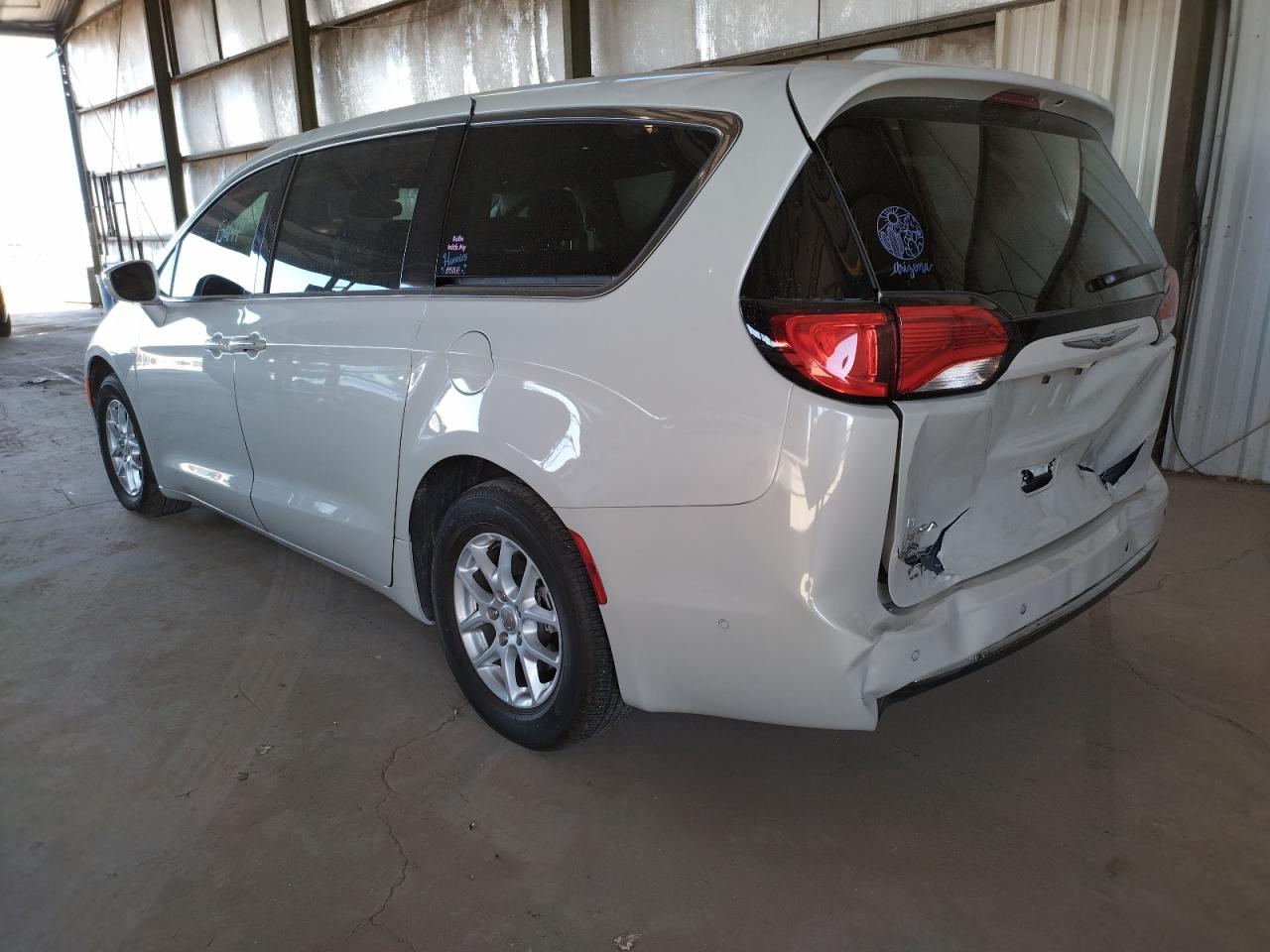 Photo 3 from auction – 2020 CHRYSLER PACIFICA T with VIN 2C4RC1FG5LR135820