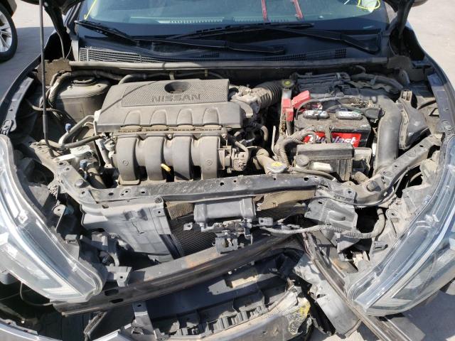 Photo 7 from auction – 2017 NISSAN SENTRA S with VIN 3N1AB7AP3HL646797