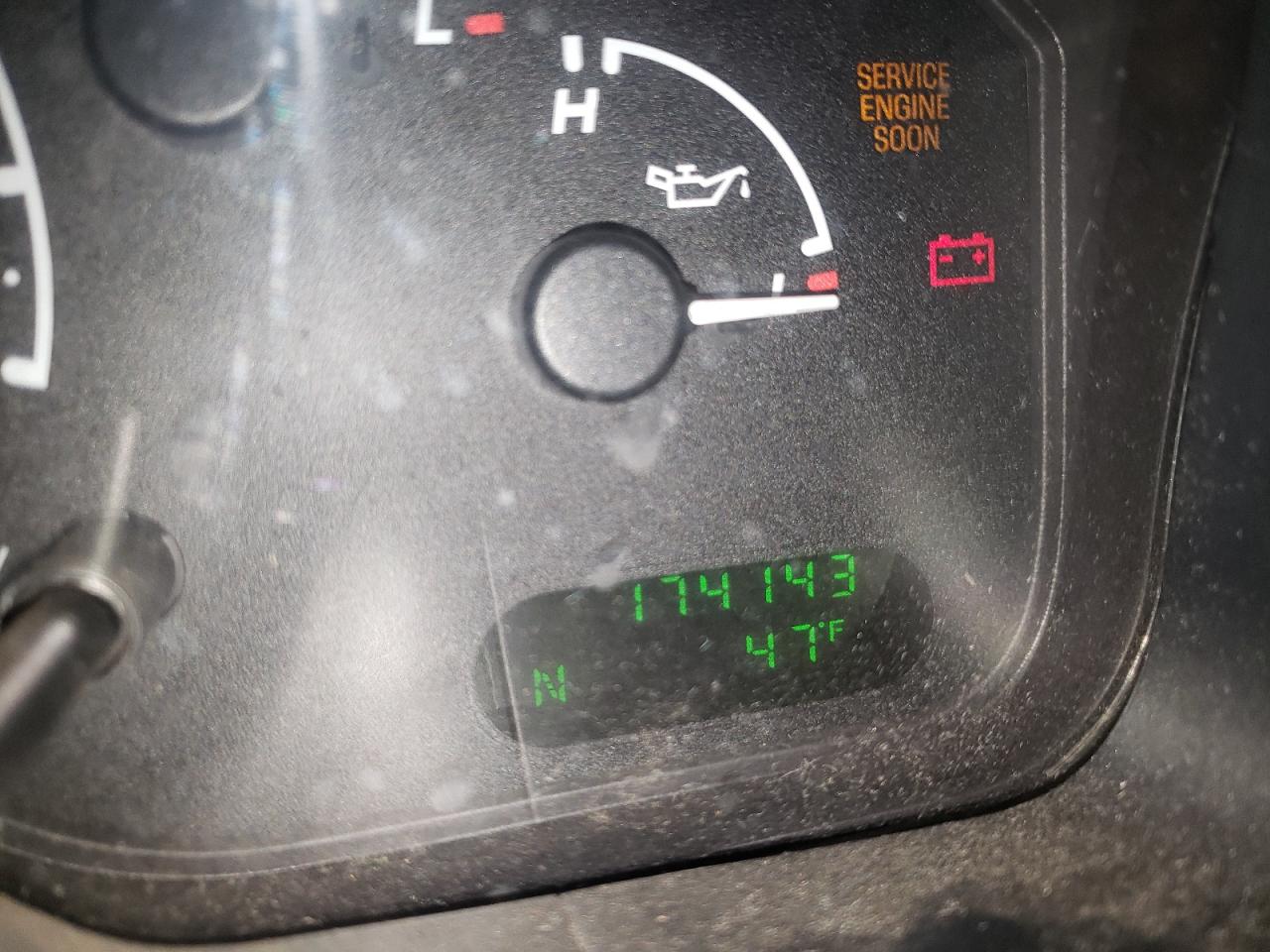 Photo 8 from auction – 2002 FORD EXPLORER X with VIN 1FMDU73E82ZA26670