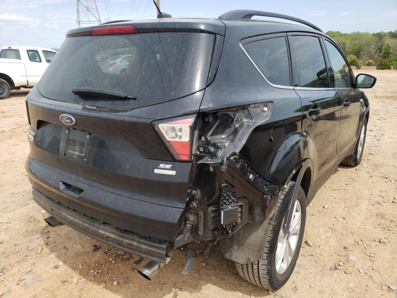 Photo 4 from auction – 2017 FORD ESCAPE SE with VIN 1FMCU0GD7HUD04260