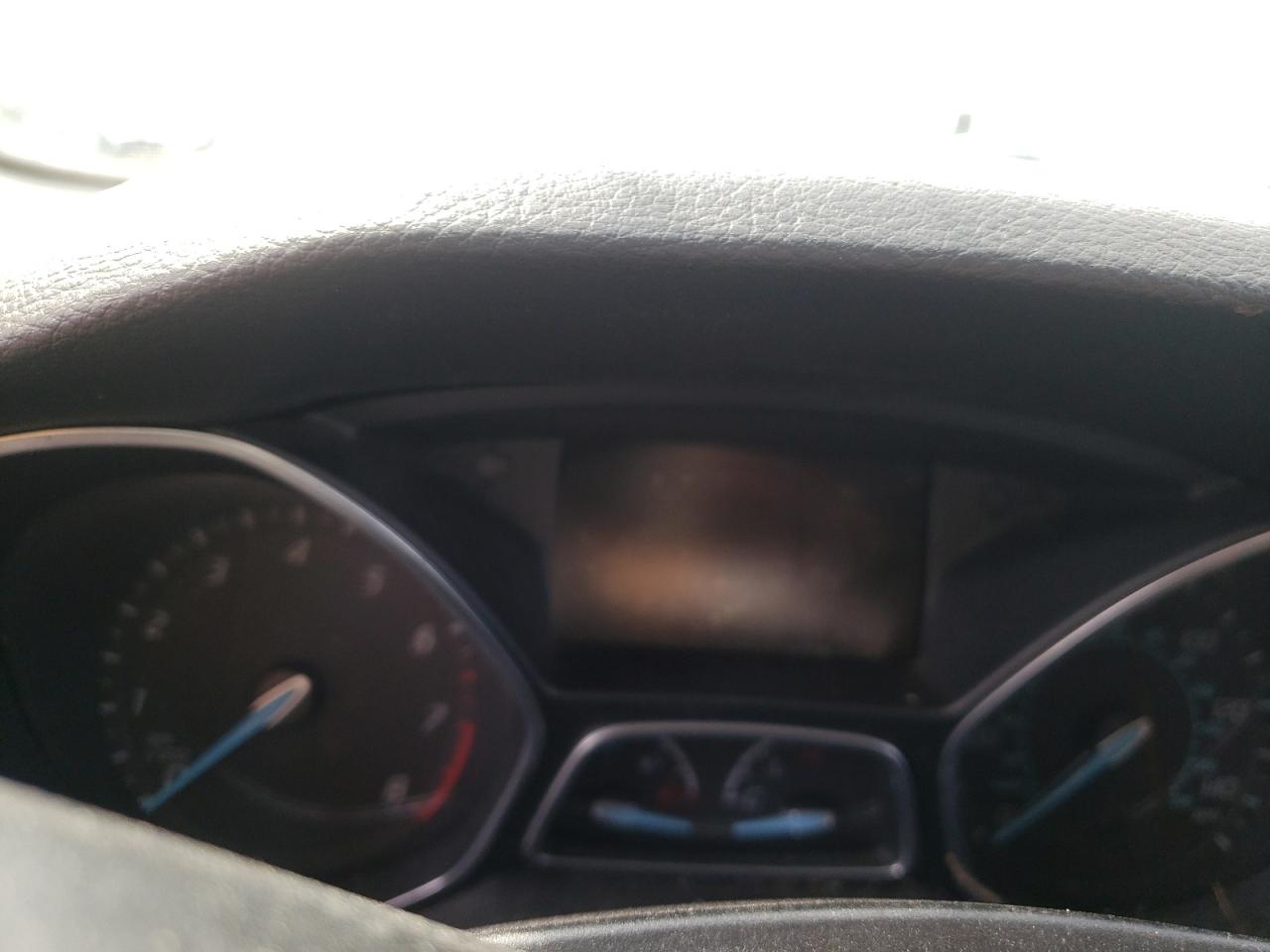 Foto 8 de la subasta – 2014 FORD FOCUS SE con VIN 1FADP3K28EL257237