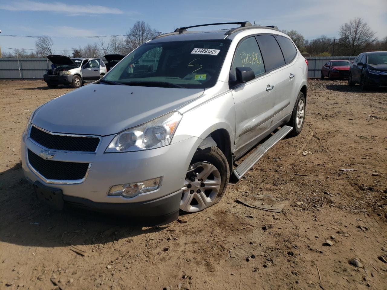 Photo 2 from auction – 2012 CHEVROLET TRAVERSE L with VIN 1GNKVFED4CJ231711