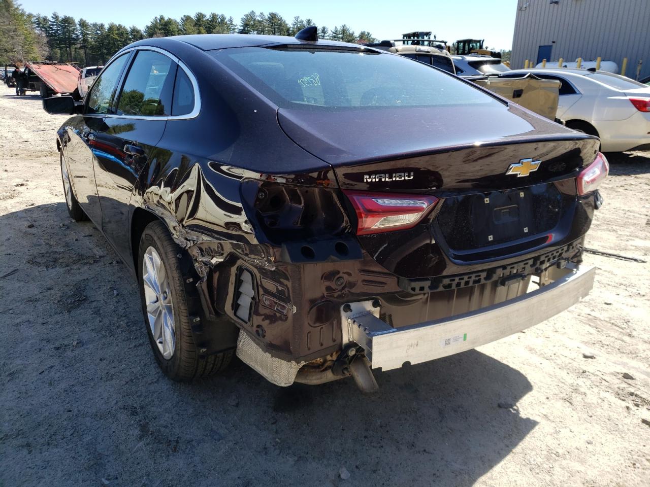 Photo 3 from auction – 2020 CHEVROLET MALIBU LT with VIN 1G1ZD5ST6LF036737