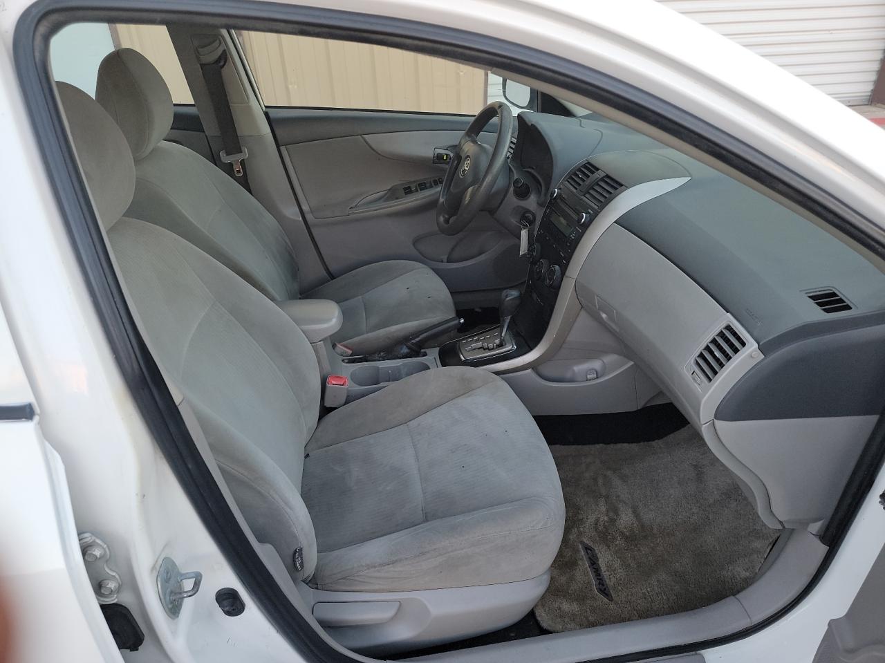 Photo 5 from auction – 2010 TOYOTA COROLLA BA with VIN 2T1BU4EE5AC426086