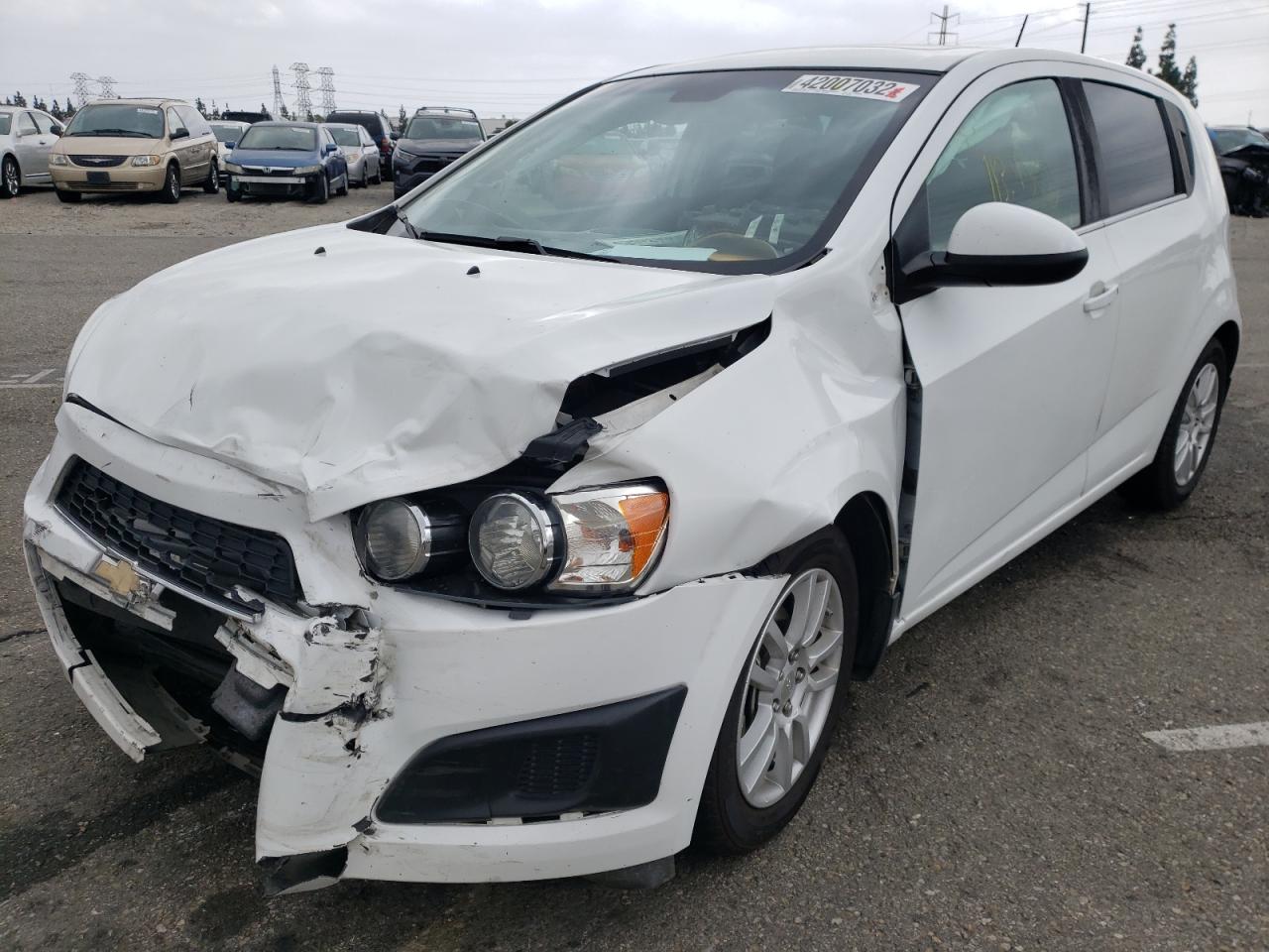 Photo 2 from auction – 2015 CHEVROLET SONIC LT with VIN 1G1JC6SB3F4140258