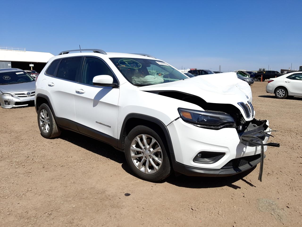 JEEP CHEROKEE L 2019 with VIN 1C4PJLCB0KD247489 - Photo from auction