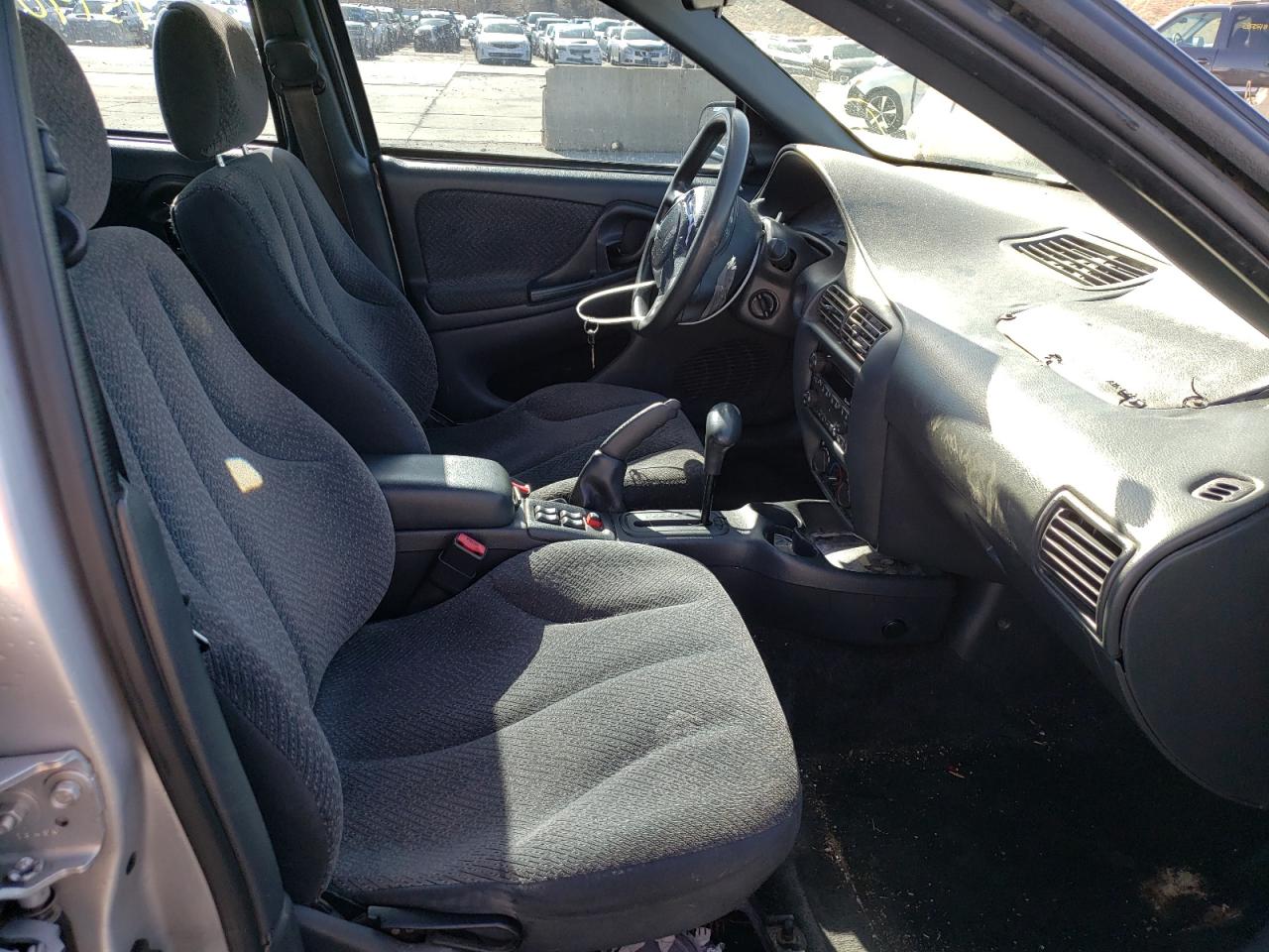 Photo 5 from auction – 2003 CHEVROLET CAVALIER L with VIN 1G1JF52F337134779