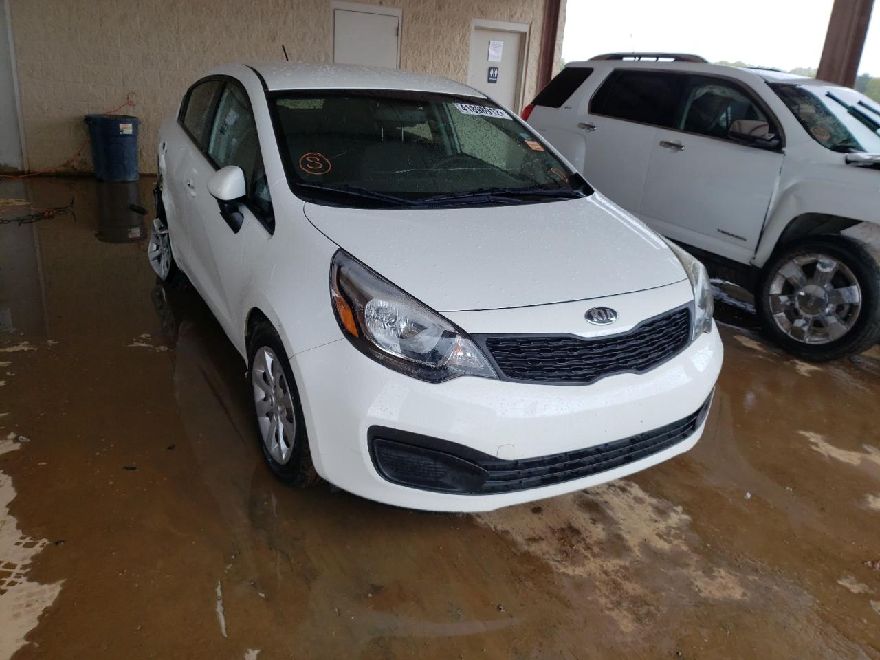 KIA RIO LX 2014 with VIN KNADM4A3XE6385249 - Photo from auction